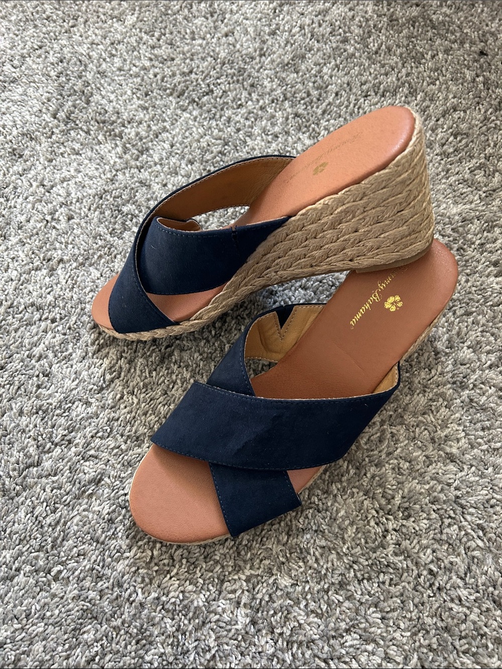 Tommy Bahama "Stacey" Navy Faux Suede Espadrille Wedge Slides NWOT Sz 9